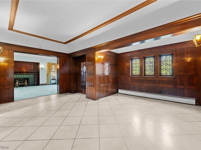 2656 E Overlook Road, Cleveland Heights, OH 44106 Photo 4