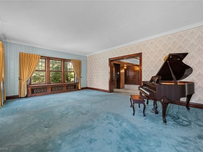 2656 E Overlook Road, Cleveland Heights, OH 44106 Photo 8