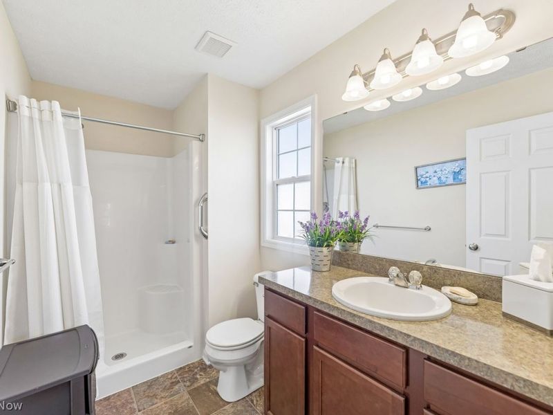 115 Carrington Court , Elyria, OH 44035 Photo 23