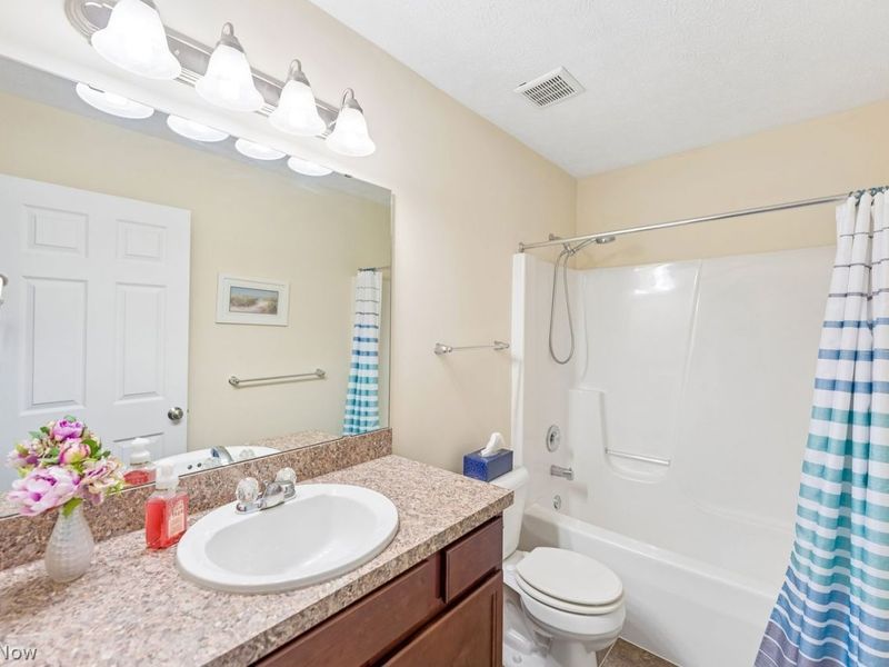 115 Carrington Court , Elyria, OH 44035 Photo 26