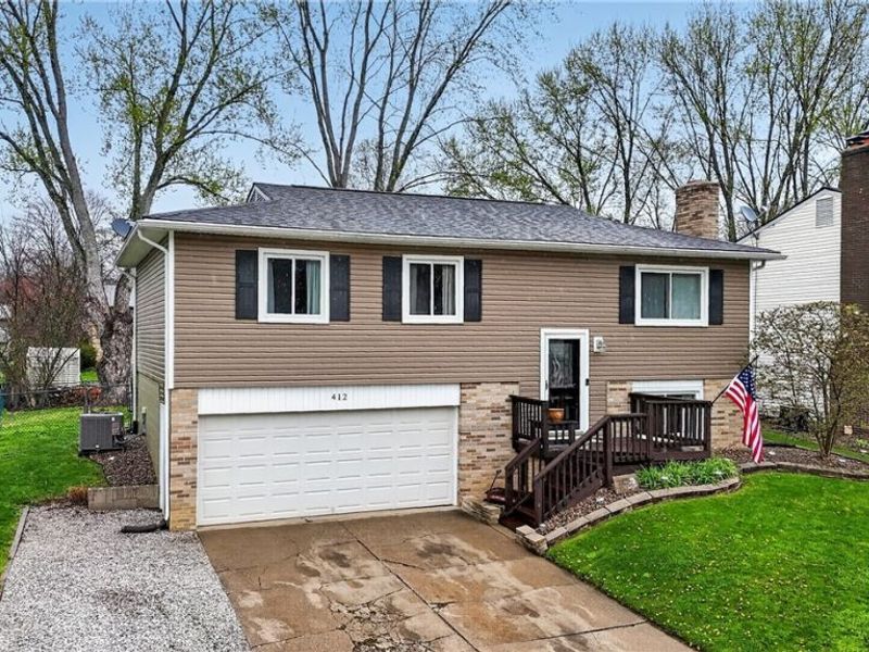 412 Stonewood Street , Canal Fulton, OH 44614 Photo 1