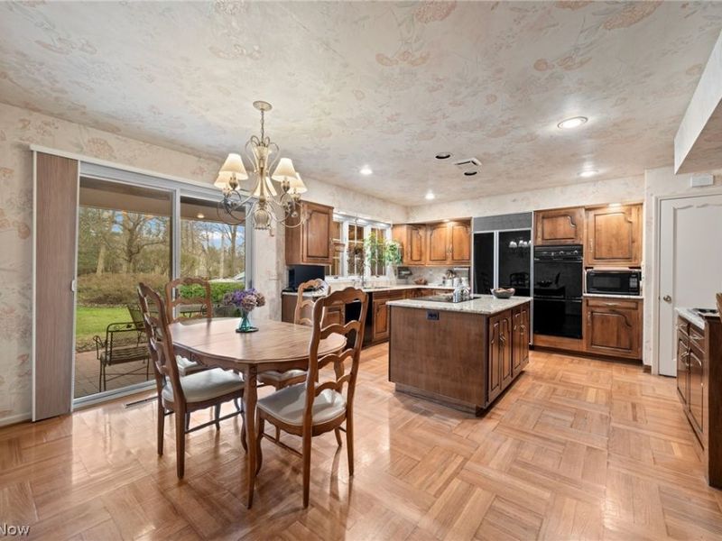 24170 Hermitage Road , Shaker Heights, OH 44122 Photo 11