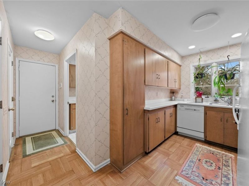 24170 Hermitage Road , Shaker Heights, OH 44122 Photo 16