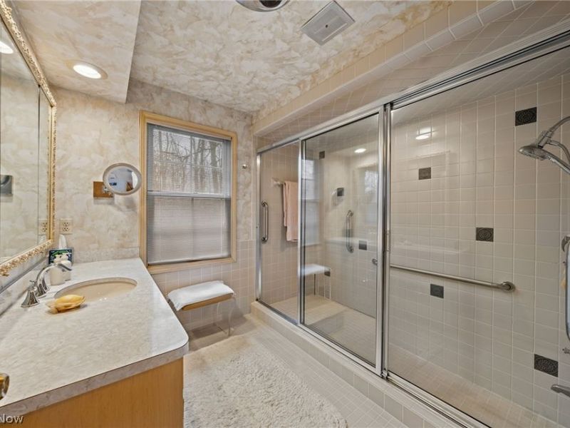 24170 Hermitage Road , Shaker Heights, OH 44122 Photo 28