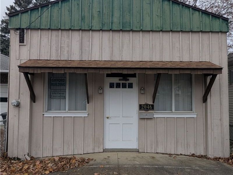 2046 12th Street SW, Akron, OH 44314 Photo 1