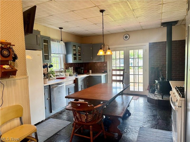 107 Leonard Street, South Amherst, OH 44001 Photo 12