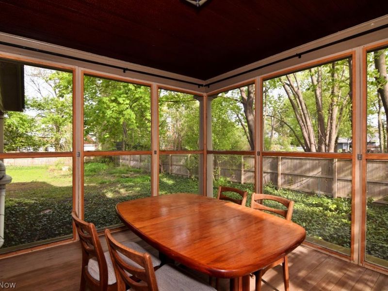 2868 Lee Road , Shaker Heights, OH 44120 Photo 13