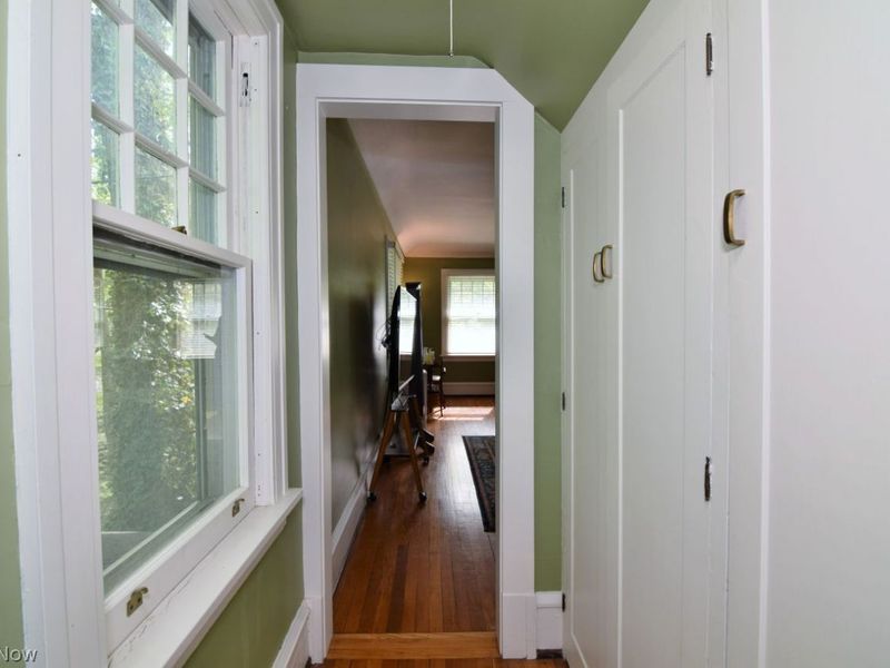 2868 Lee Road , Shaker Heights, OH 44120 Photo 20