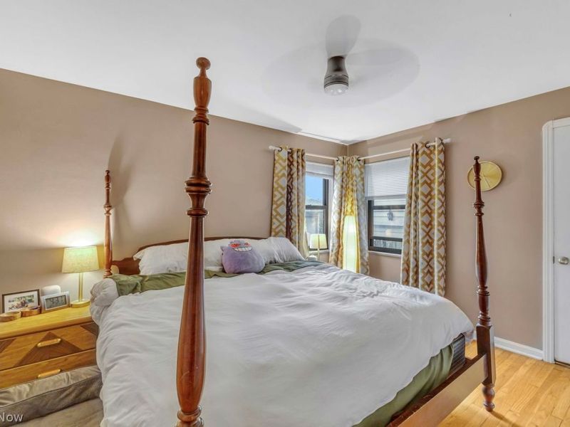 3098 Warren Road , Cleveland, OH 44111 Photo 21