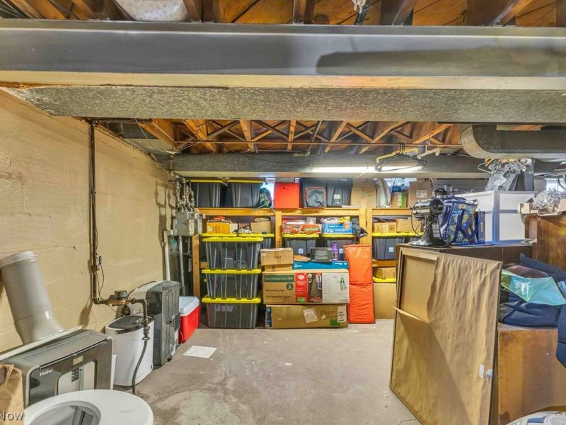 3098 Warren Road , Cleveland, OH 44111 Photo 33