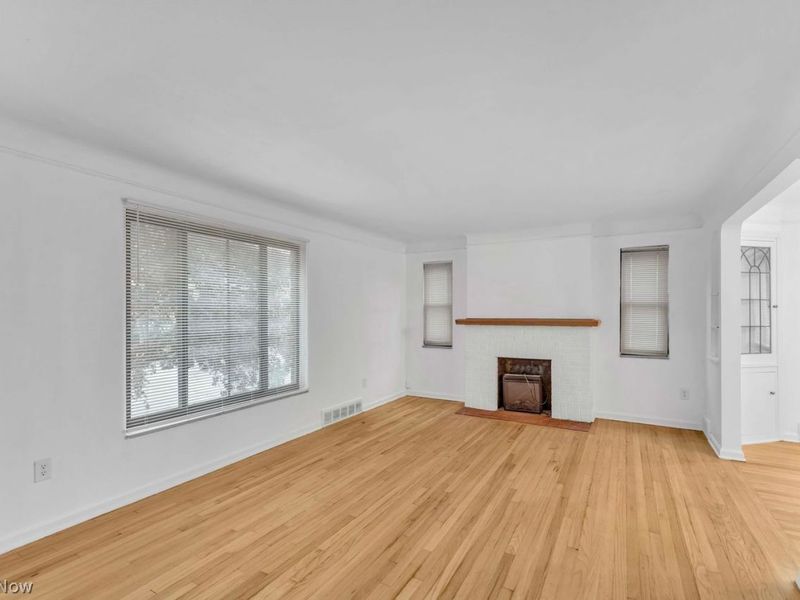 3098 Warren Road , Cleveland, OH 44111 Photo 4