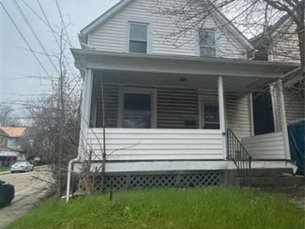 201 Locust St , New Kensington, PA 15068