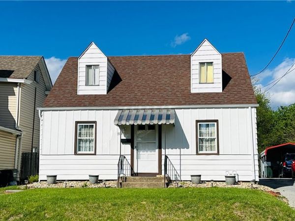 1116 Idaho Ave, Natrona Heights, PA 15065