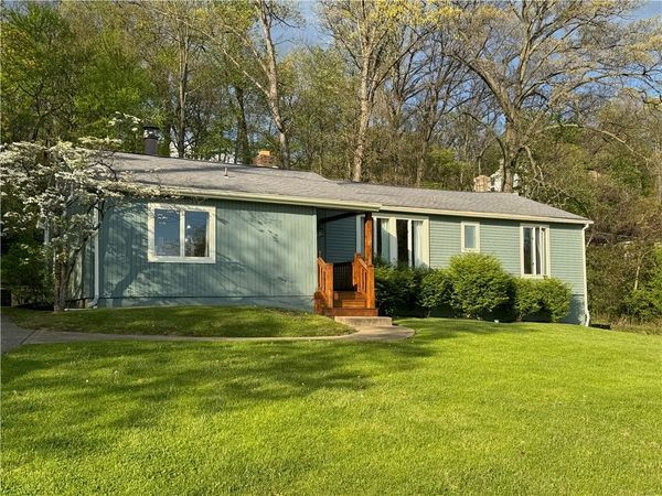504 Sawmill Rd, Greensburg, PA 15601