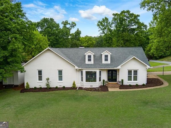 945 Hidden Hollow Drive, Marietta, GA 30068