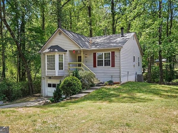 8087 Flamingo Drive, Jonesboro, GA 30238