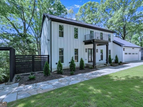 2707 Cosmos Drive NE, Atlanta, GA 30345