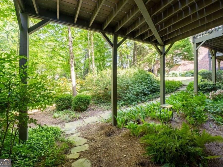 Property Image 36