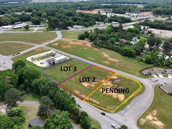 5541 University Boulevard E, Cottondale, AL 35453