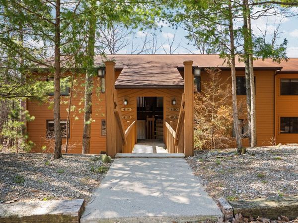 4110 Robin Hood Lane, Unit 35, Traverse City, MI 49686