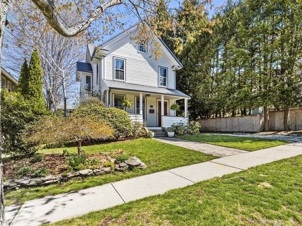 12 Hancock St, Winchester, MA 01890