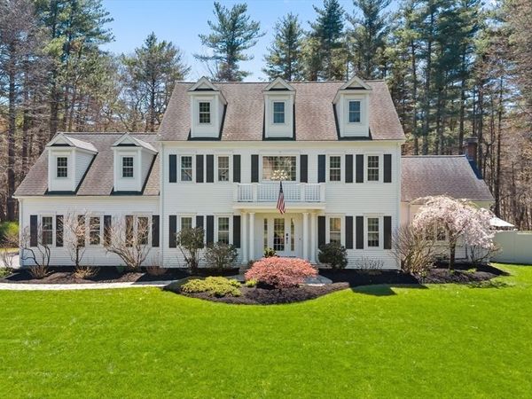 7 Daniel Shays Rd, Hopkinton, MA 01748