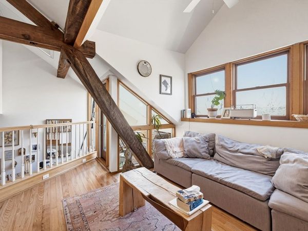 35 New South Street, Unit 402, Northampton, MA 01060