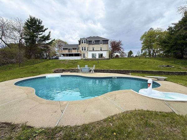 15 Birch Hill Rd, West Brookfield, MA 01585
