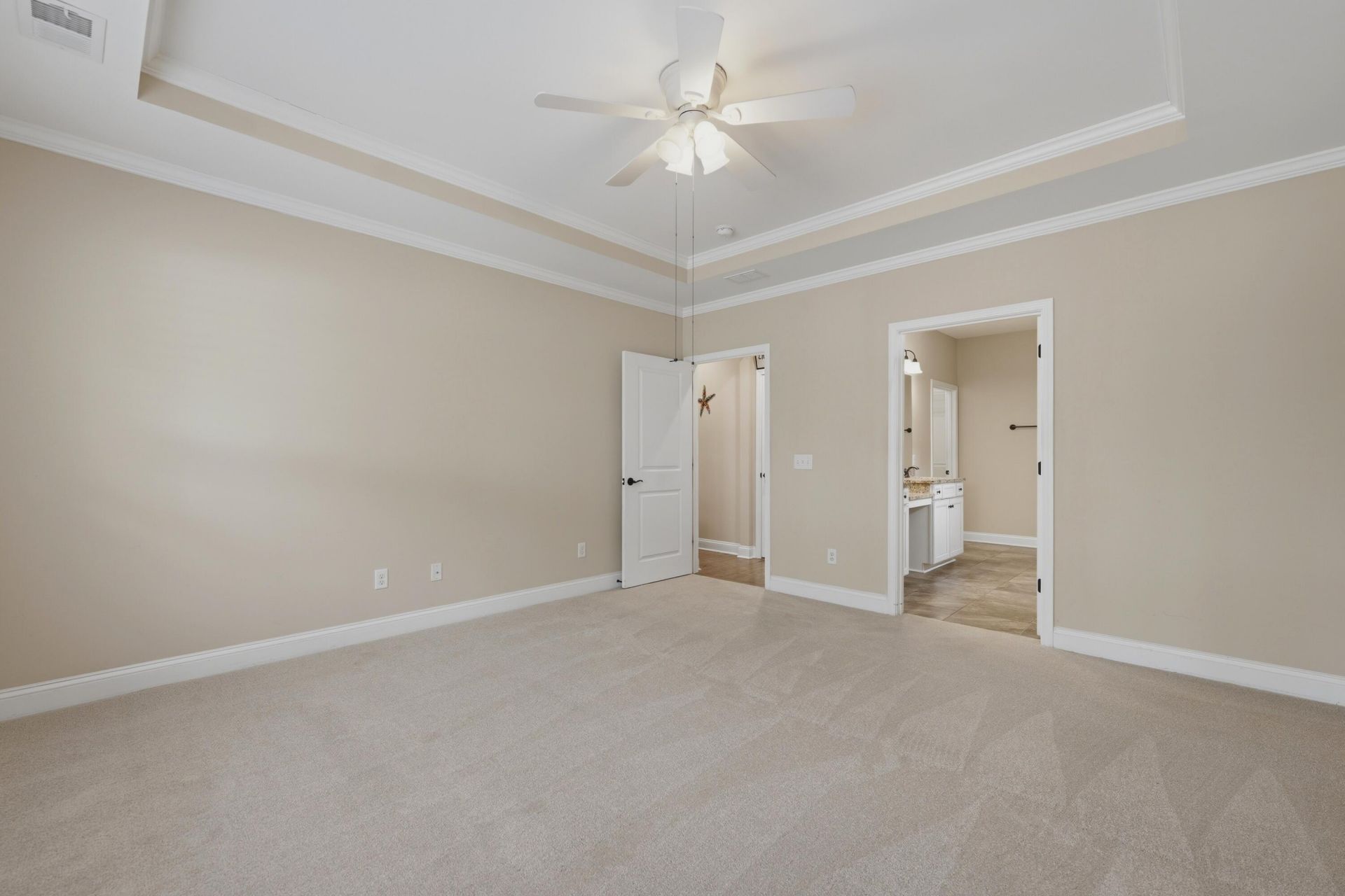 704 Battery Edge Photo 18