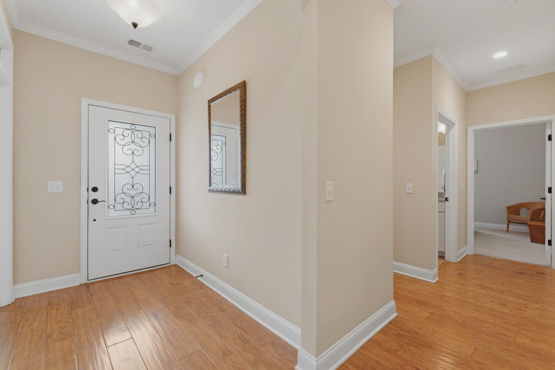 704 Battery Edge Photo 7