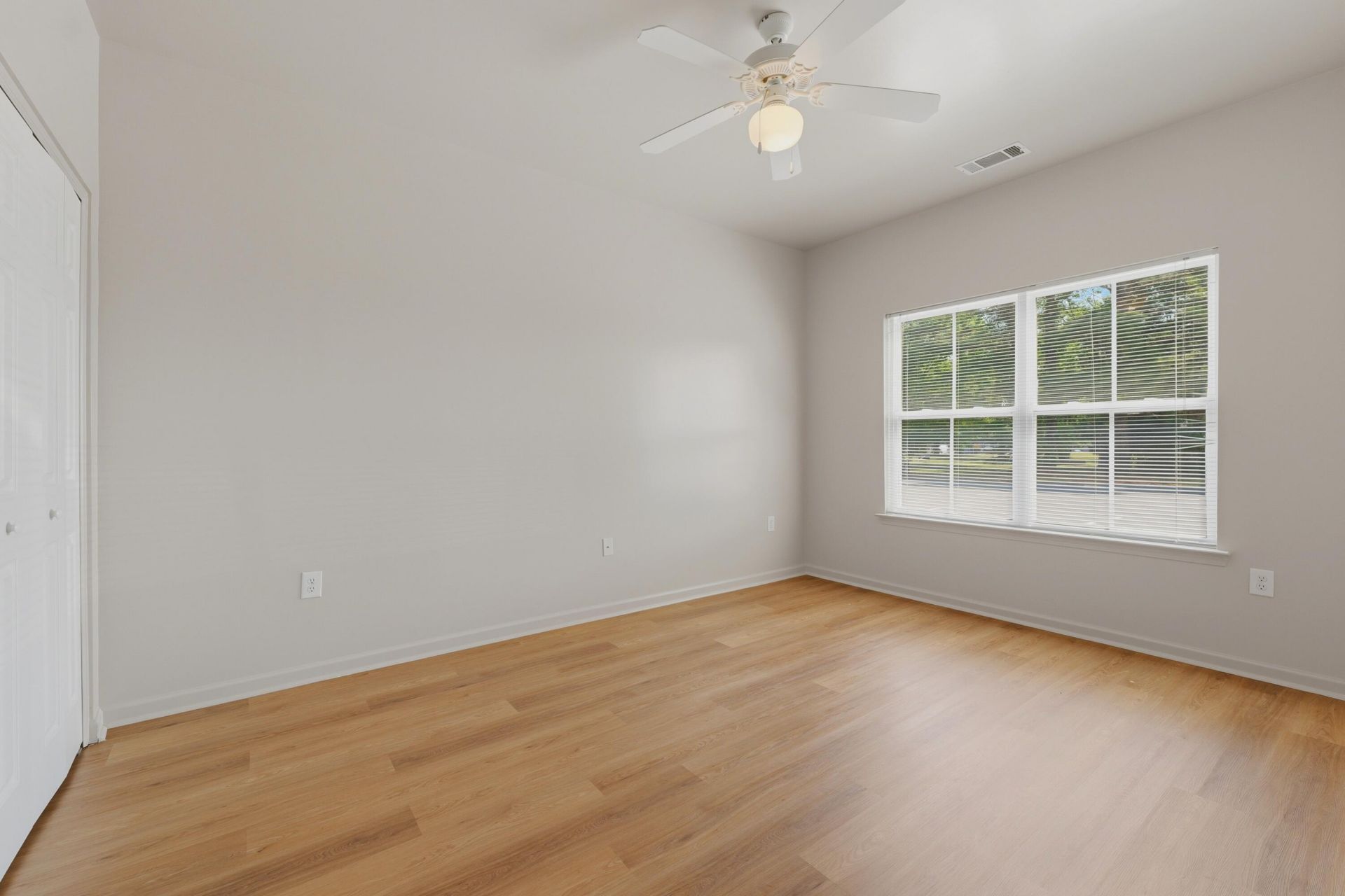 3301 Mariners Way Photo 11