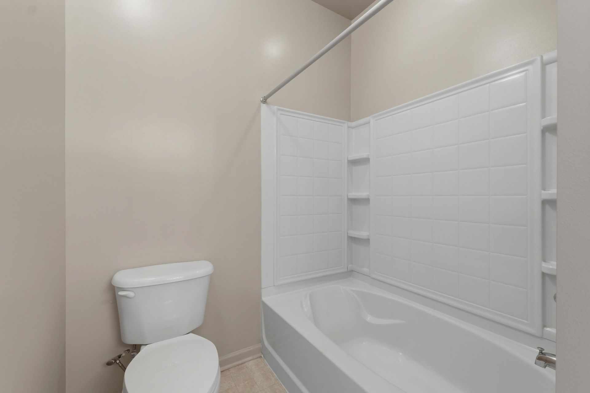 3301 Mariners Way Photo 14