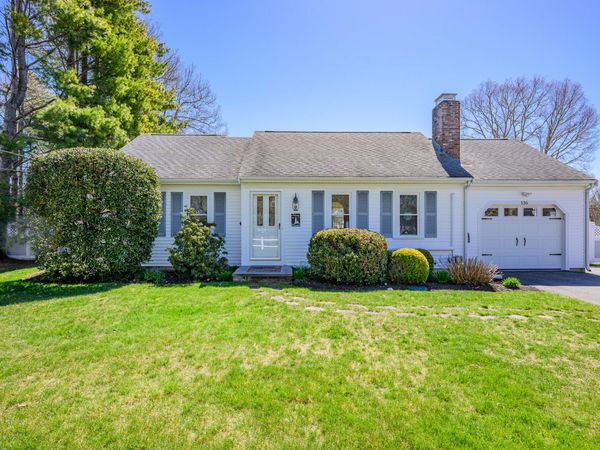 136 Sheaffer Road , Centerville, MA 02632
