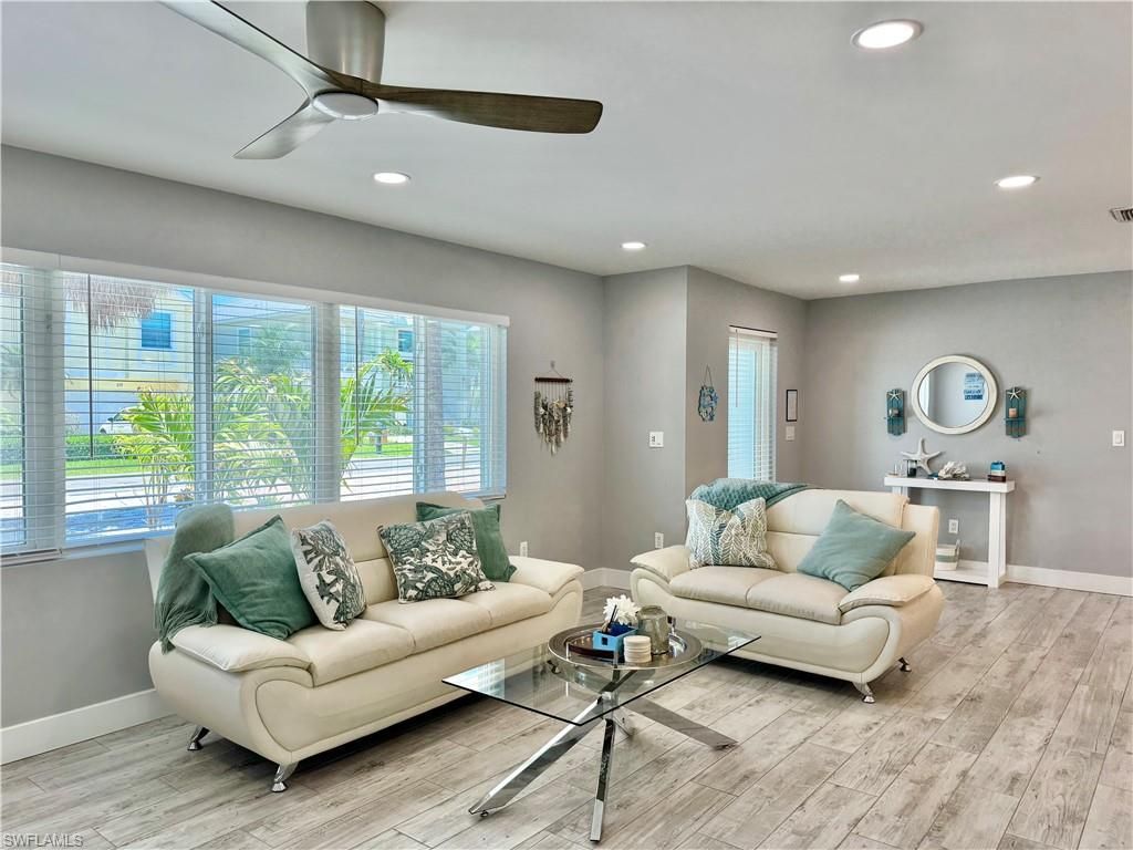 310 Madison Ct, Fort Myers Beach, FL 33931 Photo