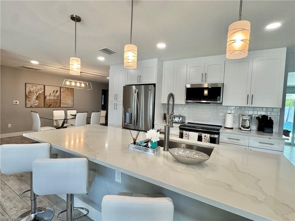 310 Madison Ct, Fort Myers Beach, FL 33931 Photo