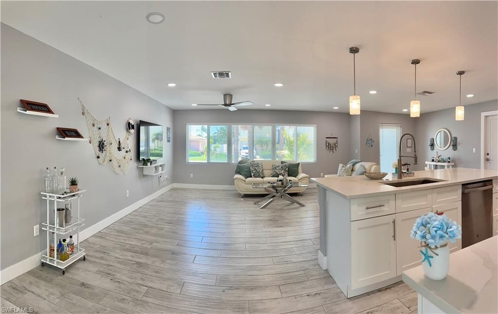 310 Madison Ct, Fort Myers Beach, FL 33931 Photo