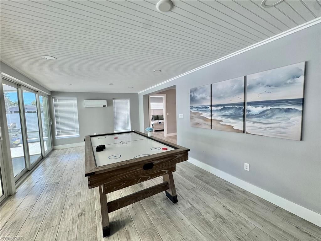 310 Madison Ct, Fort Myers Beach, FL 33931 Photo