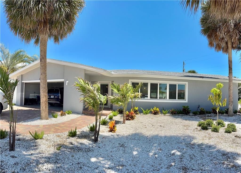 310 Madison Ct, Fort Myers Beach, FL 33931 Photo
