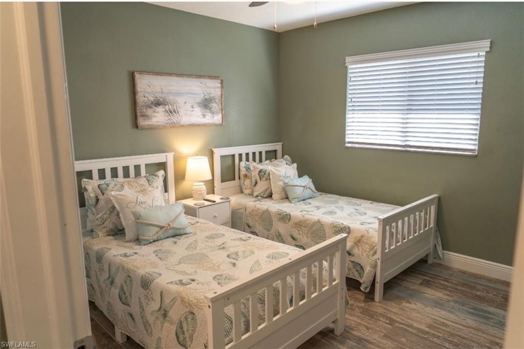323 Washington Ct, Fort Myers Beach, FL 33931 Photo