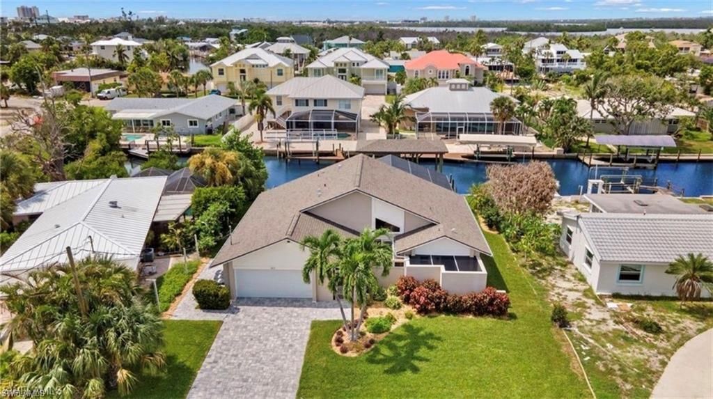 323 Washington Ct, Fort Myers Beach, FL 33931 Photo