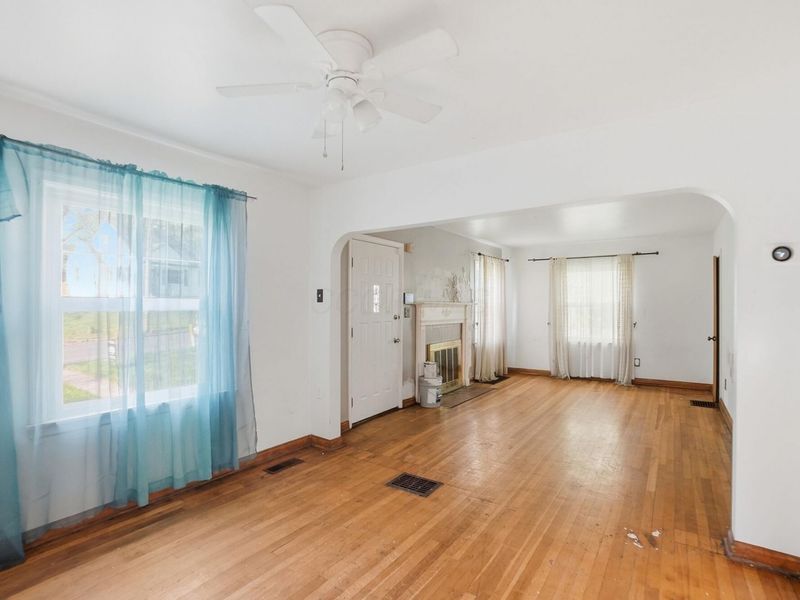 2070 Dartmouth Avenue , Columbus, OH 43219 Photo 11