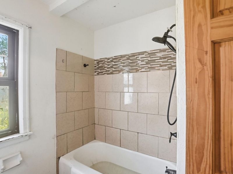 2070 Dartmouth Avenue , Columbus, OH 43219 Photo 26