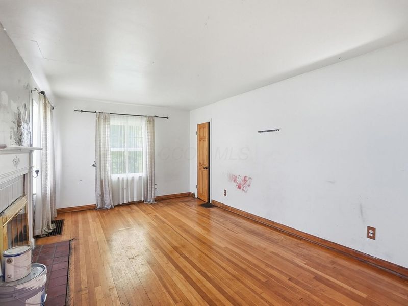 2070 Dartmouth Avenue , Columbus, OH 43219 Photo 4