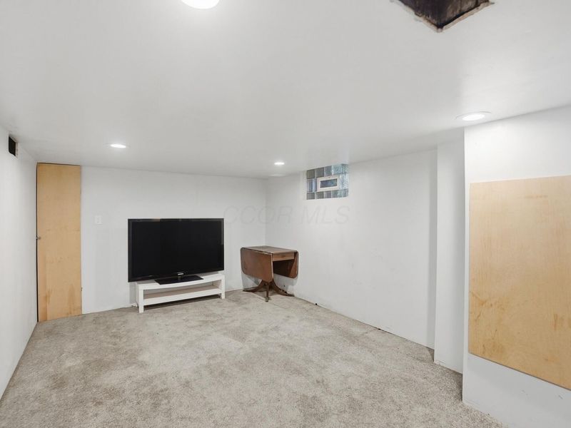 2070 Dartmouth Avenue , Columbus, OH 43219 Photo 40