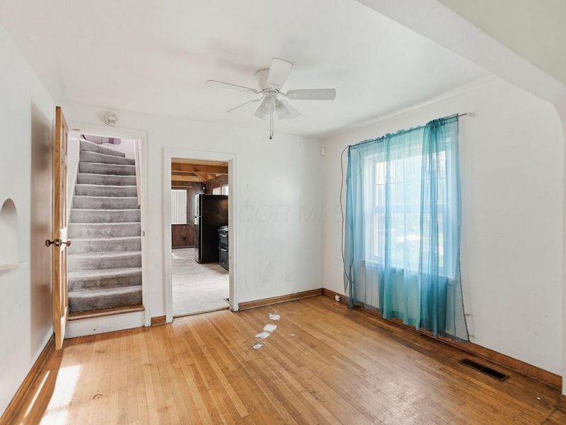 2070 Dartmouth Avenue , Columbus, OH 43219 Photo 8