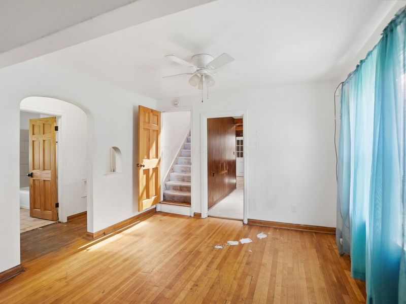 2070 Dartmouth Avenue , Columbus, OH 43219 Photo 9