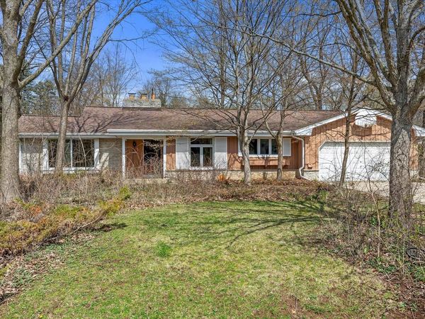 12750 Green Meadow PLACE, Elm Grove, WI 53122