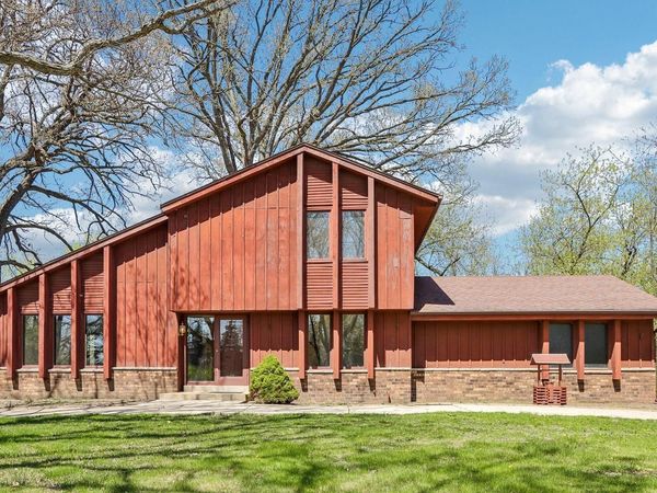 26116 Windermere DRIVE, Wind Lake, WI 53185