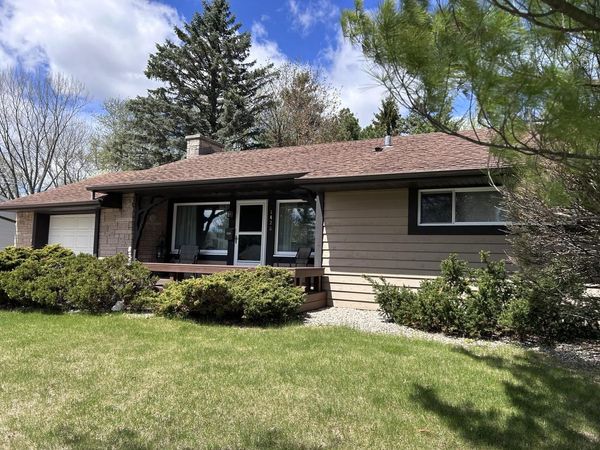 1426 Beverly LANE, West Bend, WI 53090