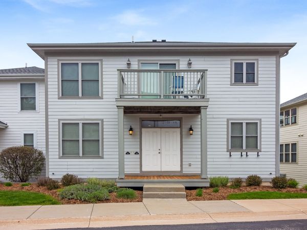 211 Garden Terrace, Unit D, Douglas, MI 49406